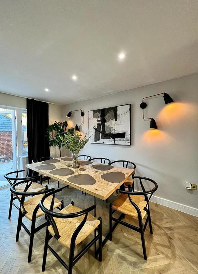 Charming 3-Bed House With 1 Parking Space Canterbury Zewnętrze zdjęcie